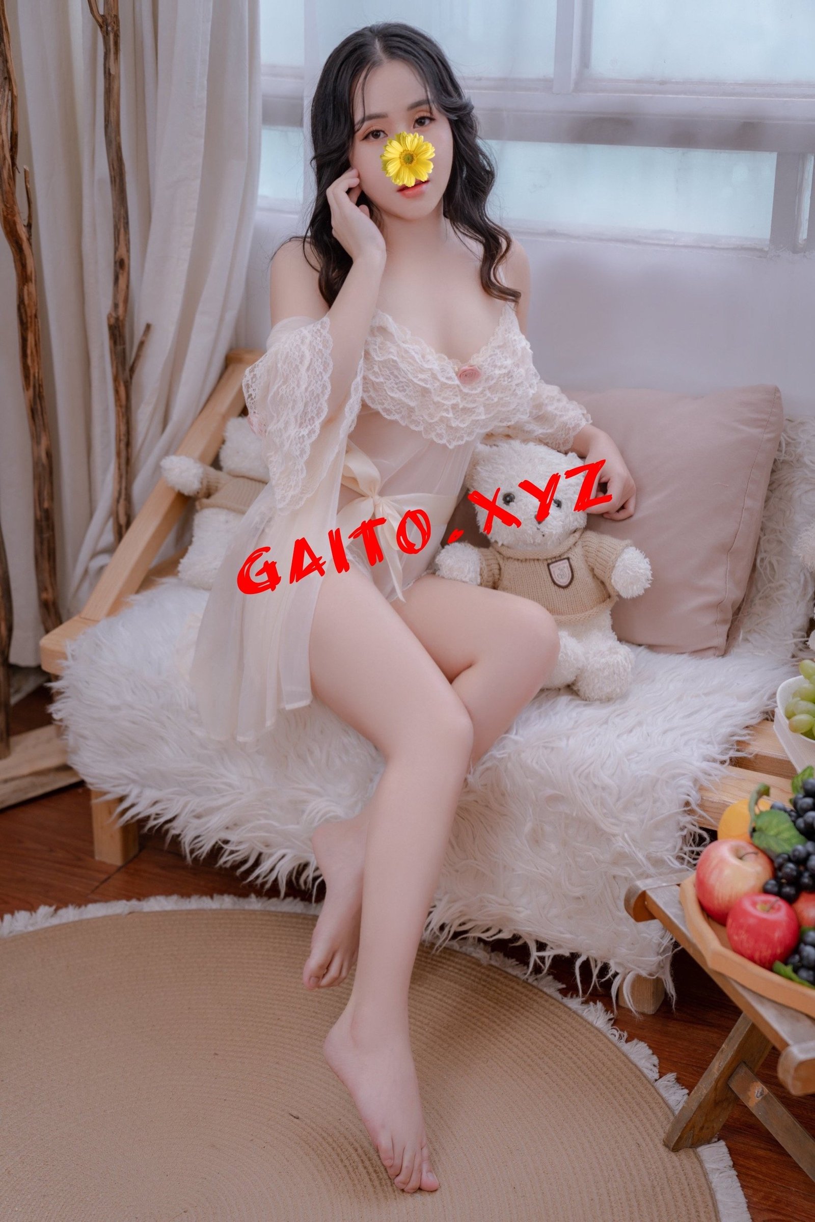 ngoc-hien-co-em-de-thuong-vui-ve-nhu-nguoi-yeu-2376398-original